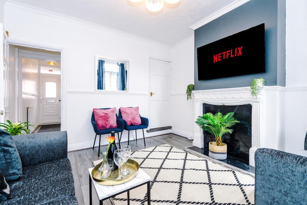 كوفنتري Harley House - Spacious Home With Free Netflix & Parking By Rocketbnb المظهر الخارجي الصورة